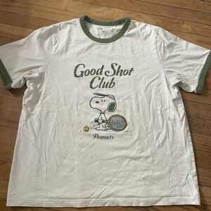 Uniqlo White and Green Snoopy Tee